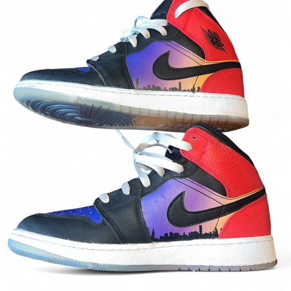 Air Jordan 1 Mid SS skyline 6.5 - Picture 4 of 6